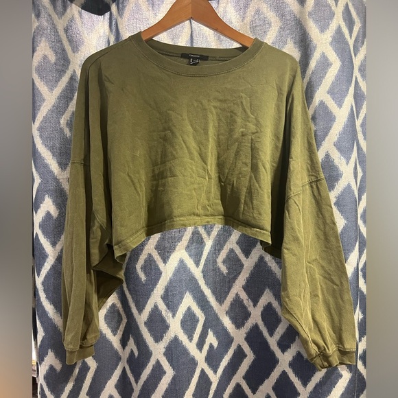 Forever 21 Washed Green Batwing Style Long Sleeve Crop Oversized Medium - Picture 1 of 6
